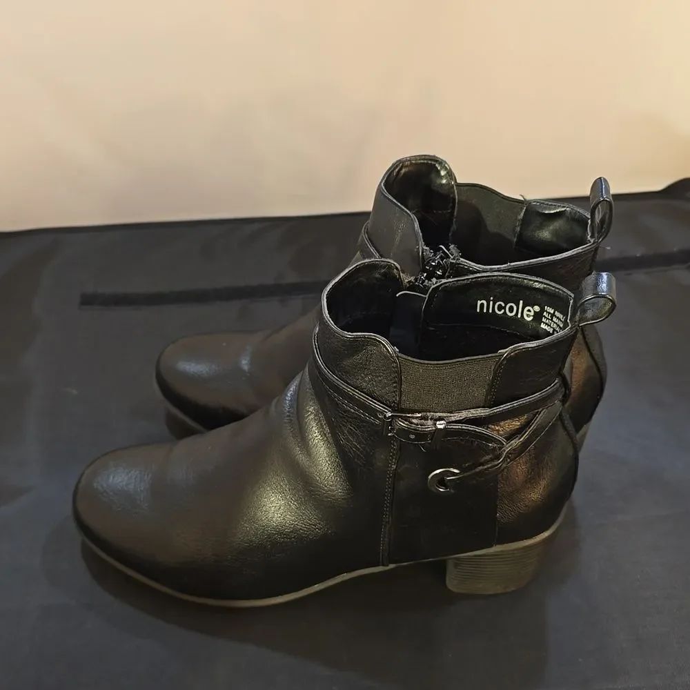 NICOLE ZIPPER CLOSURE ROUND-TOE WOMEN'S ANKLE BOOTIES - Picture 5 of 15